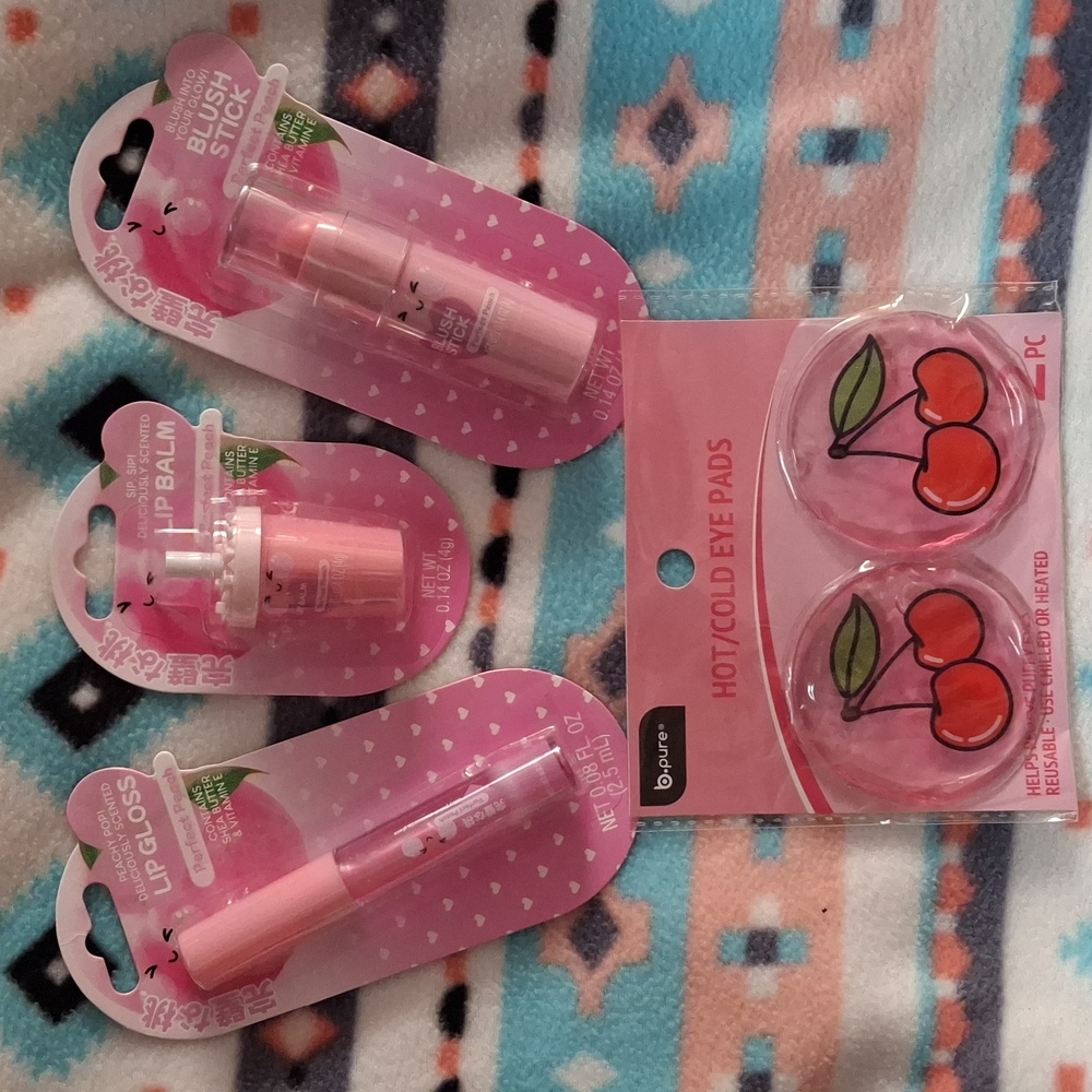 Perfect Peach Beauty Set
